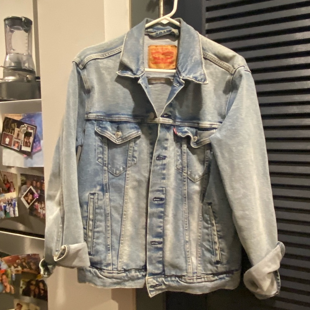 Like New Levi’s Denim Jacket